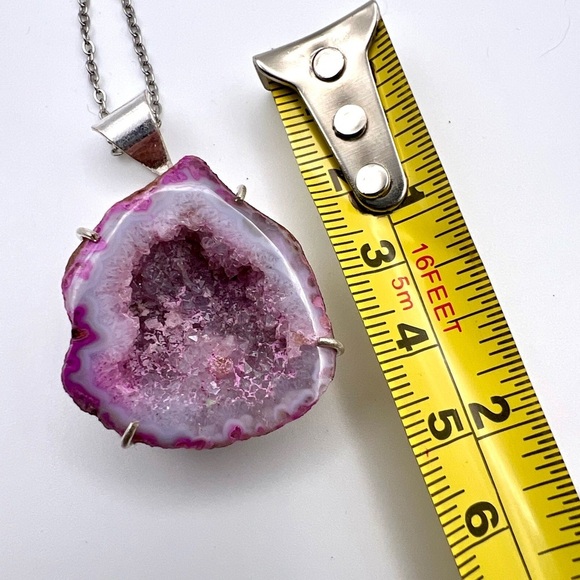 925 You Choose! Micro Quartz Crystal Pink Geode Necklace Pendant - Picture 9 of 10